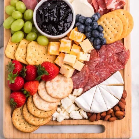 Charcuterie Cheese Cutting Board Bamboo Rectangle with Handle 10 x 8 inches - Picture 3 of 10